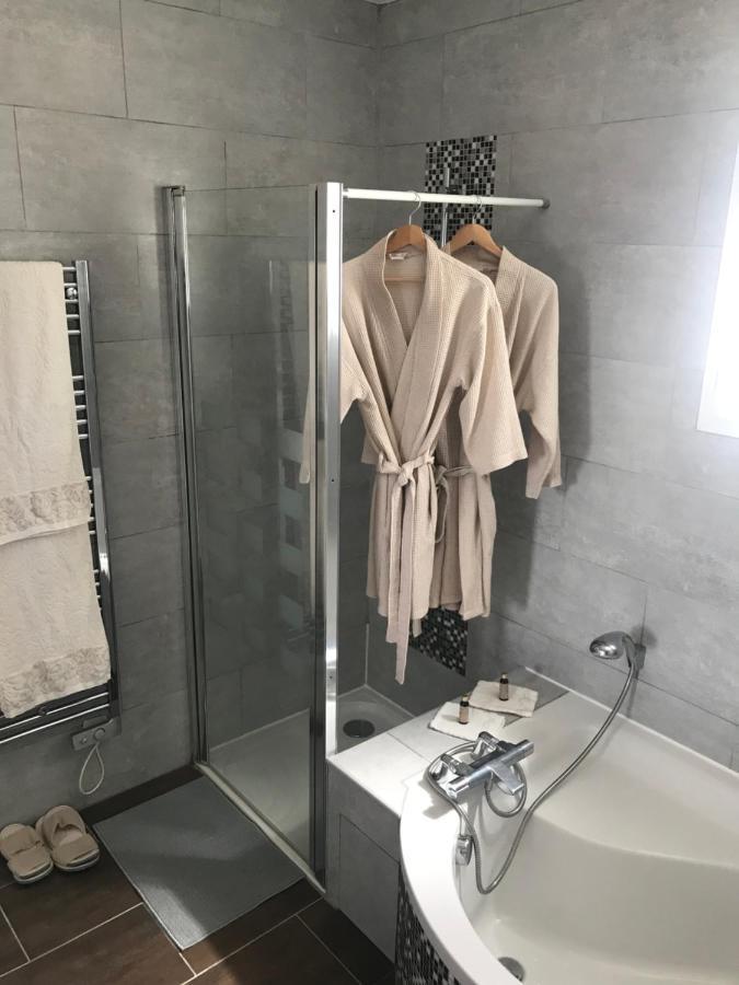 Saint-Avertin Maison Chaleureuse A Partager En Famille Ou Amis Villa Esterno foto